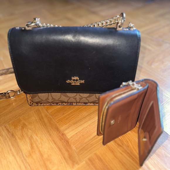 COACH KLARE CROSSBODY PURSE WITH MATCHING WALLET - Picture 4 of 4